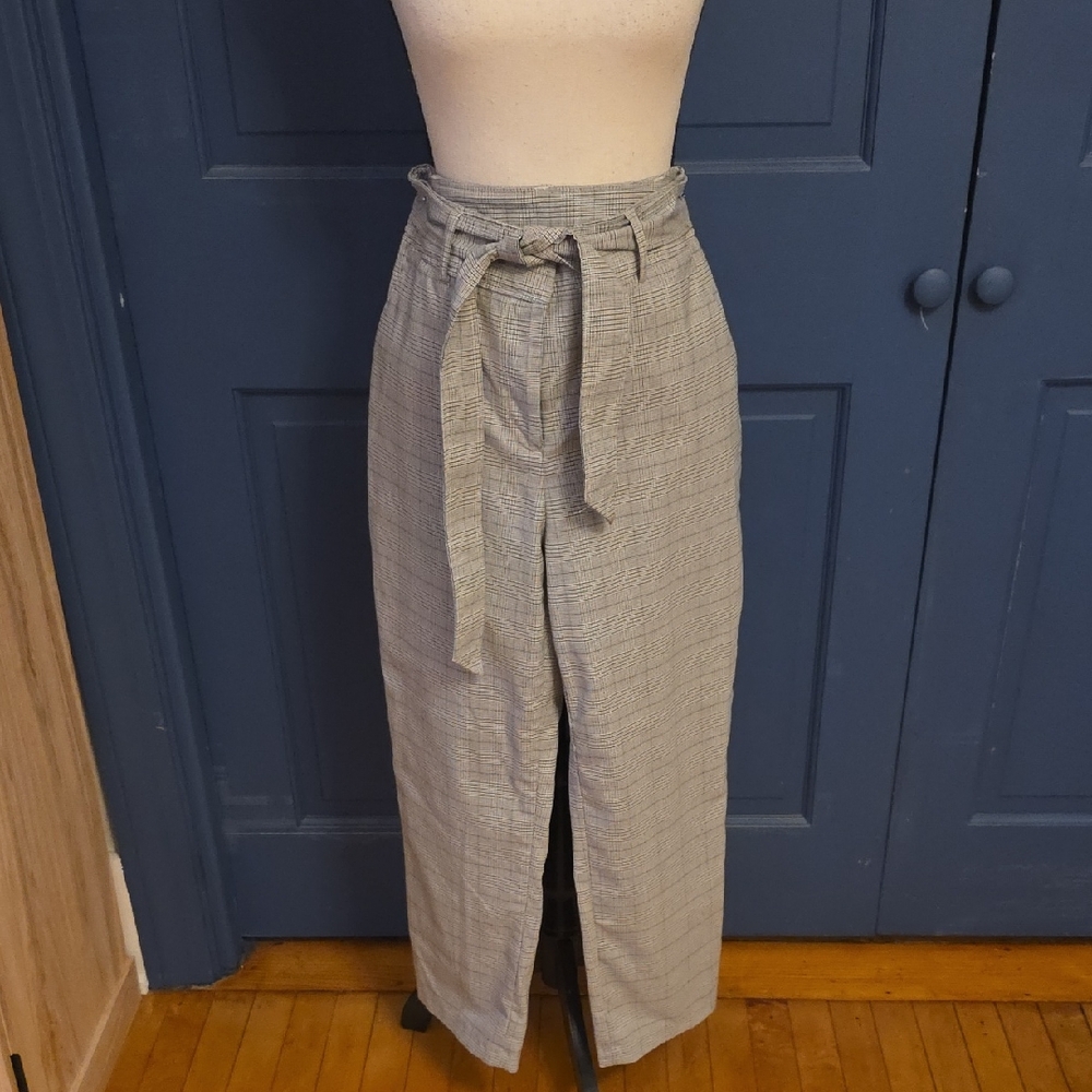 NWOTJoie Paperbag Waist Tie Tapered Pants Black White Tan Plaid No Wear Sz 6